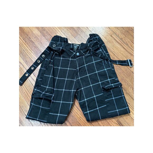 HOT TOPIC Women's Plaid Cargo Jogger XS Black Emo Scene Skater Punk Rock Alt - Picture 2 of 5